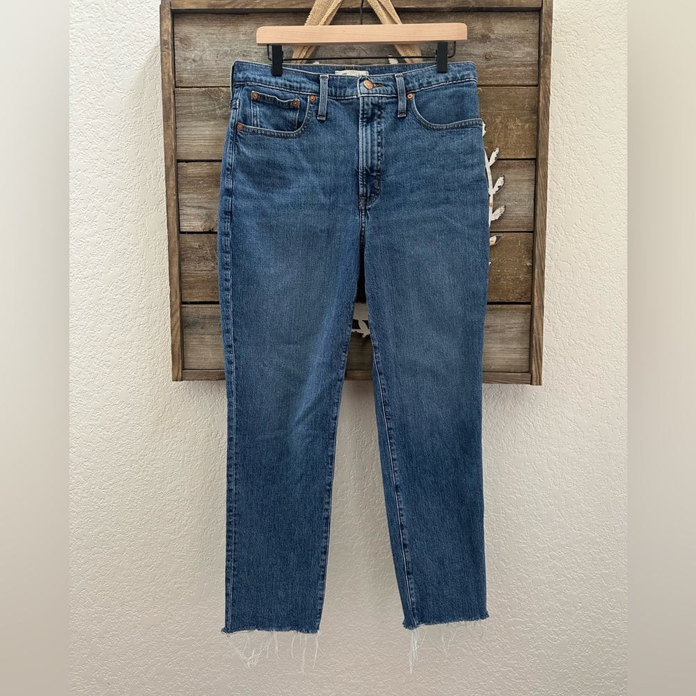 Madewell The Perfect Vintage Blue Stretchy Denim Jeans Raw hem‎ size 30